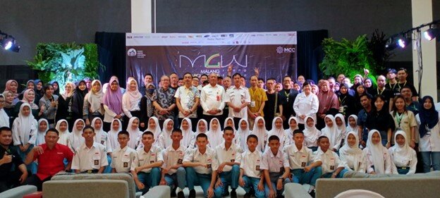 PENANDATANGANAN MOU IKATAN ARSITEK INDONESIA (IAI) WILAYAH MALANG DAN SMK NEGERI 1 SINGOSARI DALAM BIDANG ARSITEKTUR DAN DESAIN